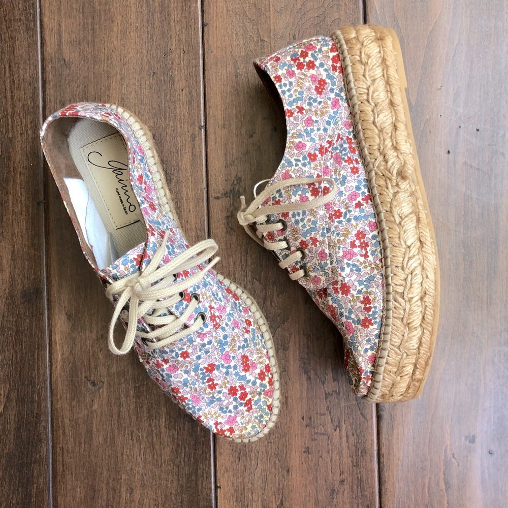 GORGEOUS HANDMADE ESPADRILLES FLORAL PRINT SPAIN